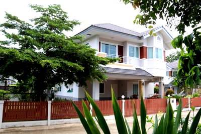 Houses for rent Chiang Rai : For Rent | Spacious 2-Storey Corner Detached House, Chiang Rai 🏡✨