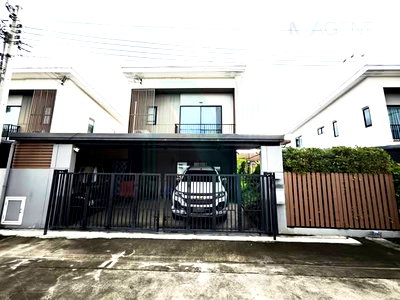 ขายบ้านเดี่ยว : ขายบ้านแฝด โครงการ เดอะ คอนเนค หลักสี่-ดอนเมือง 2 ชั้น 3 ห้องนอน 2 ห้องน้ำ