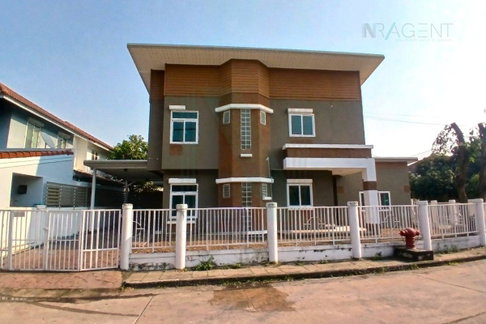 📌 ขายบ้านแฝด โครงการ สิรีนเฮ้าส์ รัตนาธิเบศร์ 2 ชั้น 3 ห้องนอน 2 ห้องน้ำ
