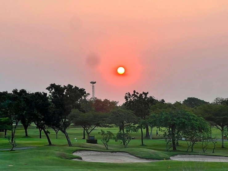 รูป ขายบ้านหรูระดับ Ultra Luxury ในสนามกอล์ฟ Green Valley บางนา - รูปที่ 3/31