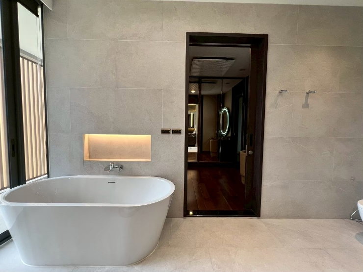 รูป ขายบ้านหรูระดับ Ultra Luxury ในสนามกอล์ฟ Green Valley บางนา - รูปที่ 26/31