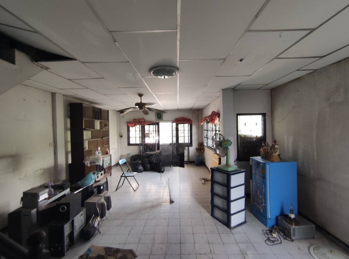 รูป 🏡 ขายทาวน์เฮ้าส์ 2 ชั้น หมู่บ้านแพรมาพร คลอง 4 แปลงริม - รูปที่ 3/5