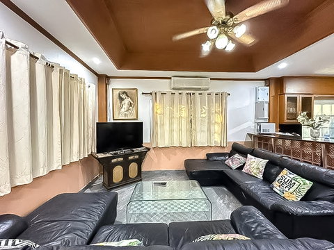 House for Sale Chaiyapruek Jomtien 5Bedroom Private Pool