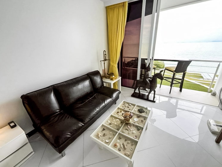 รูป PURE Sunset Beach Luxury Oceanfront Penthouse for Sale - รูปที่ 12/17