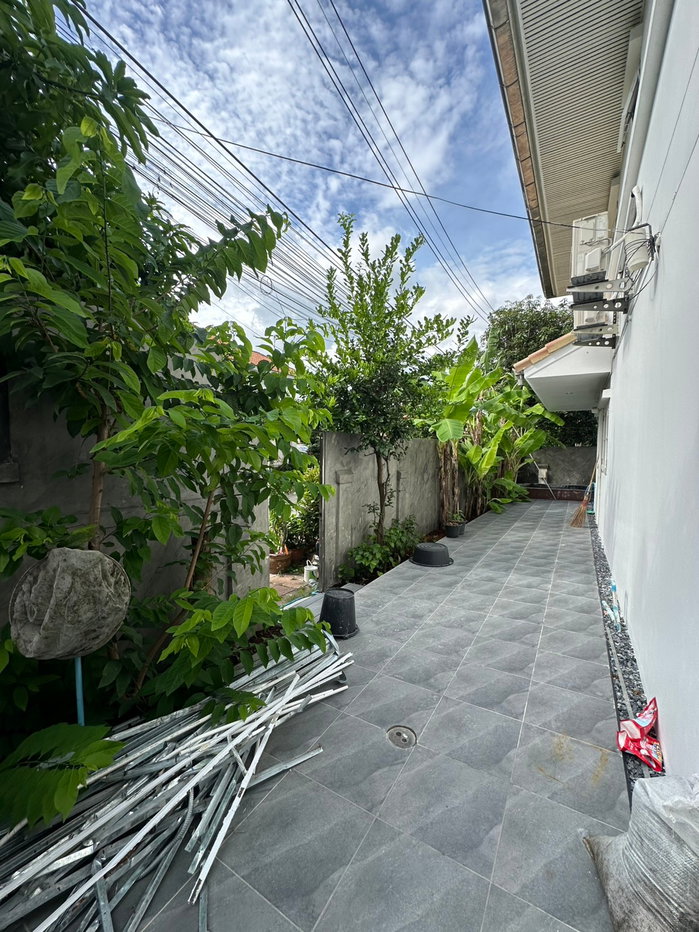 รูป 🏡✨ ให้เช่าบ้านเดี่ยวหลังมุม – หมู่บ้านชวนชื่น อ่อนนุช 📍 เดินทางสะดวก ใกล้สนามบินสุวรรณภูมิ - รูปที่ 15/18