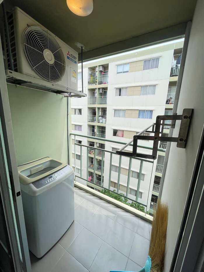 picture Lumpini township condo for rent. - 10/13