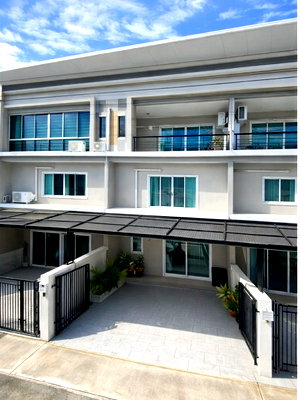 เช่าทาวน์โฮม เดอะ สแควร์ บางใหญ่ : MRT บางพลู 1.29 กม. ถ.บางกรวย-ไทรน้อย รัตนาธิเบศร์ ทาวน์โฮม 3 ชั้น 3 นอน 3 น้ำ พื้นที่ 17.5 ตร.ว.
