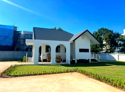 เช่าบ้านเดี่ยว เทศบาลตำบลดอนแก้ว : ให้เช่าบ้านชั้นเดียว สวนกว้าง ในหมู่บ้านวังตาล เชียงใหม่ สามารถเลี้ยงสัตว์เลี้ยงได้ พร้อมเข้าอยู่ทันที (RA1354) T.0946511456