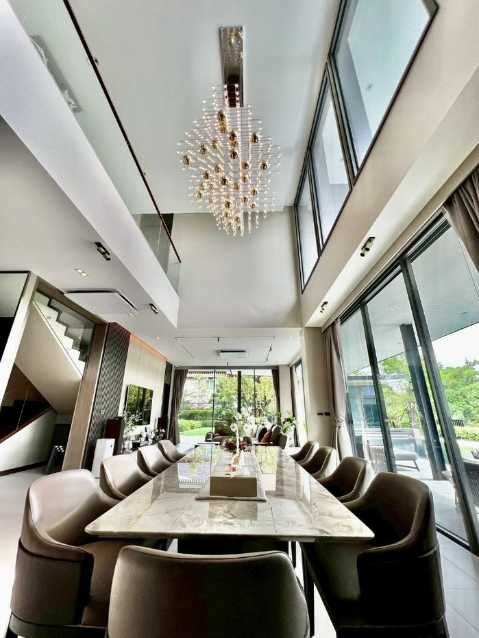 รูป ขายบ้านหรูระดับ Ultra Luxury ในสนามกอล์ฟ Green Valley บางนา - รูปที่ 17/31