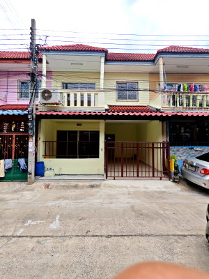 ขายทาวน์โฮม : วิเศษสุข 18 บ้านรีโนเวทสวย พร้อมอยู่ เดินทางสะดวก ประชาอุทิศ 79 