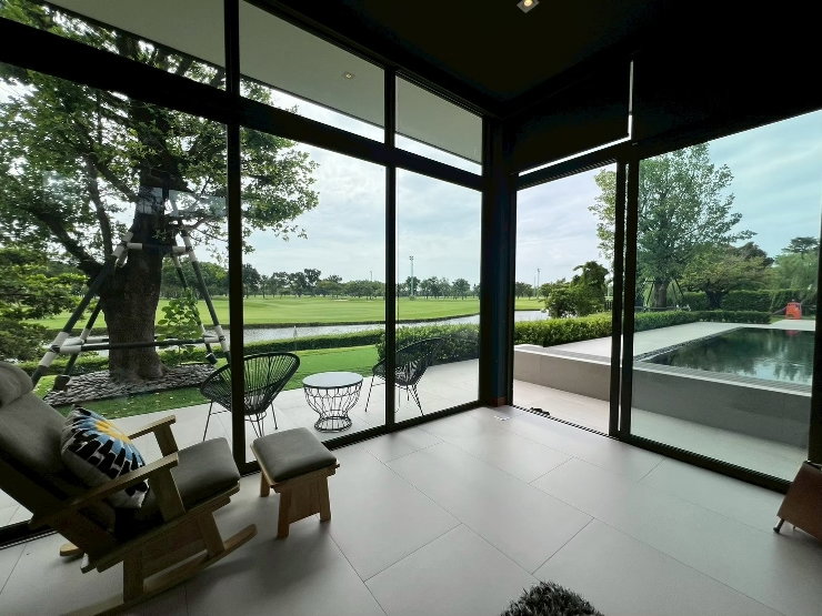 รูป ขายบ้านหรูระดับ Ultra Luxury ในสนามกอล์ฟ Green Valley บางนา - รูปที่ 18/31