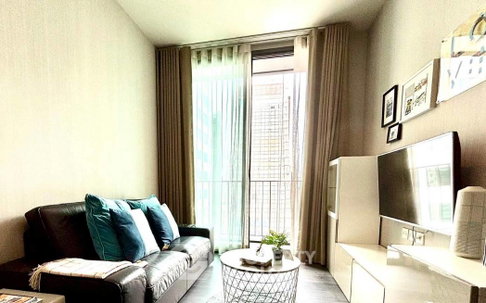 ราคาเหมาะสม 1 ห้องนอน 40 ตร.ม. เดอะ เอจ สุขุมวิท 23 ใกล้ MRT สุขุมวิท 200 ม. (ID 3090821)