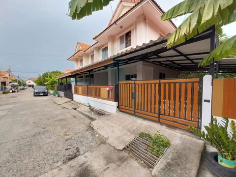 ขายบ้านแฝด พฤกษา28/1 2 ชั้น 3 ห้องนอน 2 ห้องน้ำ ใกล้ นิคมอุตสาหกรรมบางปู