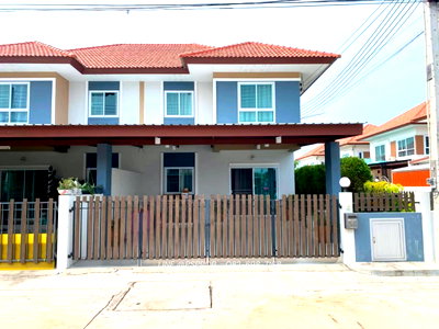 บ้านเดี่ยวให้เช่า : บ้านเช่าบ้านริมสวน  ใกล้นิคมอมตะ หมู่บ้าน บ้านริมสวน ✅  พร้อมเข้าอยู่ #HR0087