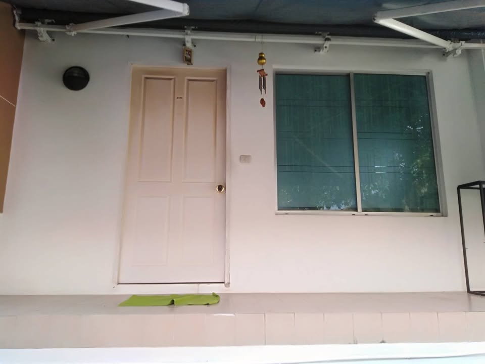 picture For Sale Townhome Town Plus Rama9 GH585 - 2/15