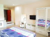 listing thumbnail image 10