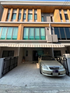 For Sell Town house EIGEN PREMIUM TOWNHOME PATTANAKARN 3-story 4 bedroom 4 bathroom