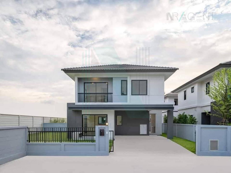 ขายบ้านเดี่ยว : ขายบ้านเดี่ยว โครงการ บริทาเนีย บางนา-สุวรรณภูมิ กม.26 2 ชั้น 3 ห้องนอน 3 ห้องน้ำ