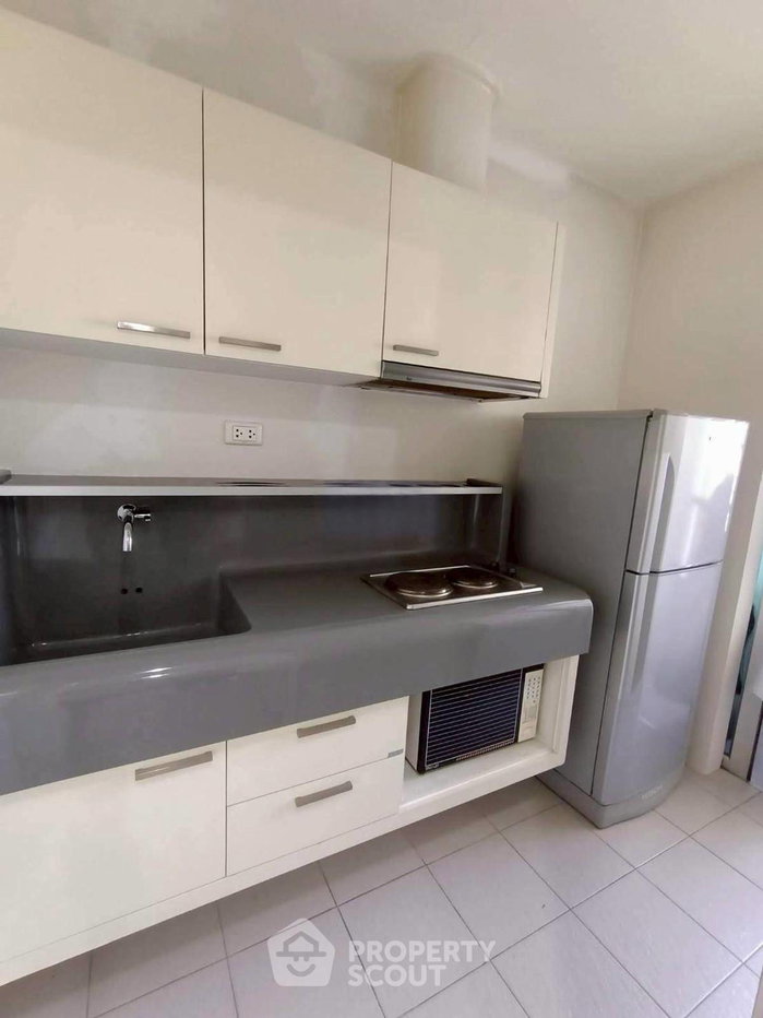 รูป คอนโด 1 ห้องนอน Q House Sathon ใกล้ BTS กรุงธนบุรี 100 ม. (ID 2761048) - รูปที่ 3/4