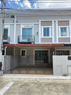 ขายทาวน์เฮาส์ โครงการ ดิ ไอเฟล รามคำแหง-มิสทีน 2 ชั้น 3 ห้องนอน 3 ห้องน้ำ