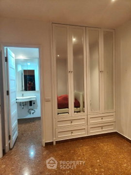 High-Floor 1-BR 58 Sqm At Aguston Sukhumvit 22 Near MRT Queen Sirikit (ID 3100543)