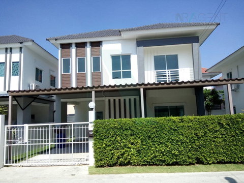 ขายบ้านเดี่ยว โครงการ แลนซีโอ คริป ปิ่นเกล้า - พระราม 5 2 ชั้น 3 ห้องนอน 2 ห้องน้ำ