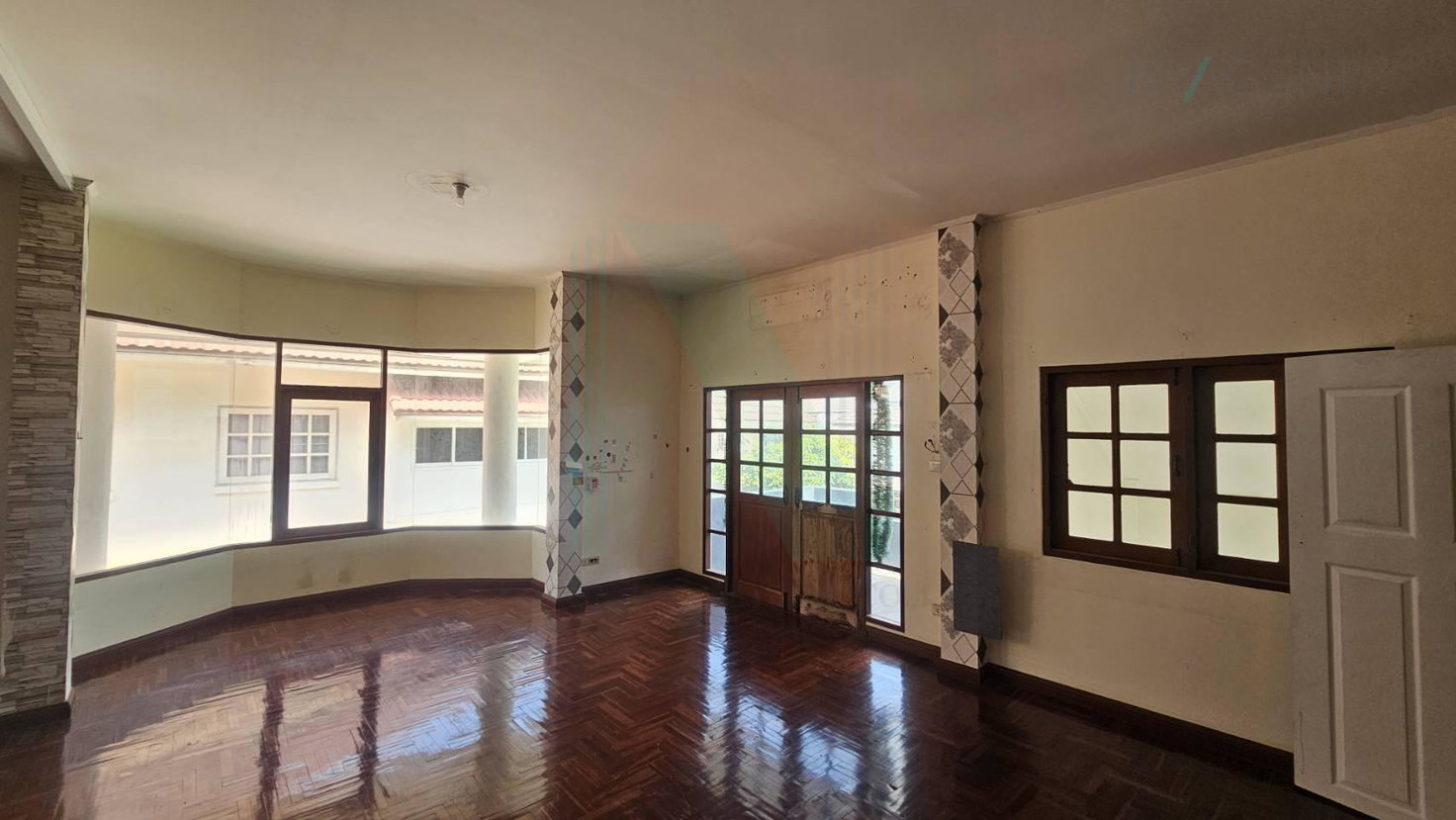 รูป ขายบ้านเดี่ยว โครงการ ปรีชา ศรีนครินทร์ 2 ชั้น 4 ห้องนอน 4 ห้องน้ำ - รูปที่ 7/8