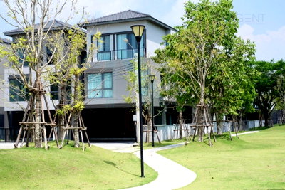 บ้านเดี่ยว ม.รามคำแหง 2 : 📌 ขายบ้านแฝด โครงการ บ้านกลางเมือง ดิ อิดิชั่น บางนา - วงแหวน 3 ชั้น 4 ห้องนอน 4 ห้องน้ำ