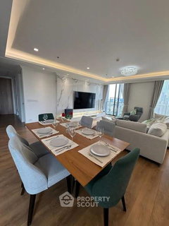 คอนโดมิเนียม 3 ห้องนอน ชั้น 28 ขนาด 135 ตร.ม. ขาย Noble Around Sukhumvit 33 ใกล้ BTS พร้อมพงษ์ (ID 3101756)
