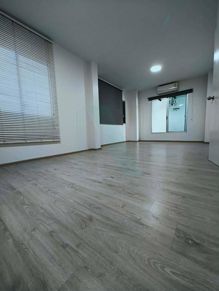 รูป ขายบ้านเดี่ยวเอโทล มัลดีฟส์ ปาล์ม 2 ชั้น 3 ห้องนอน 2 ห้องน้ำ 2 ห้องอเนกประสงค์ - รูปที่ 8/8