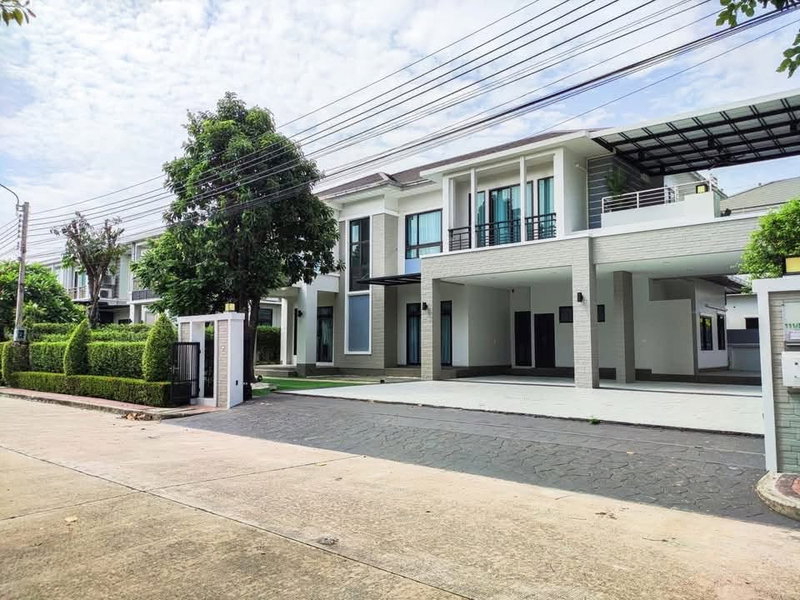บ้านเดี่ยวให้เช่า : P0811/[ให้เช่า] เพอร์เฟค มาสเตอร์พีซ สุขุมวิท 77 (Perfect Masterpiece)