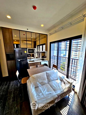 Condos for rent : High-Floor 2-BR At Park Origin Thonglor Near BTS Thong Lor (ID 3101442)