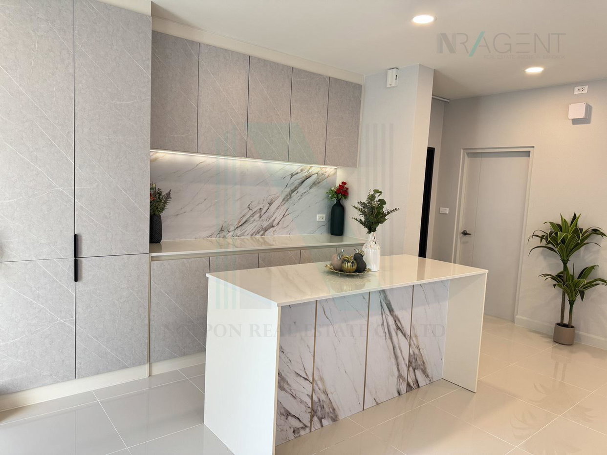 รูป ขายบ้านเดี่ยว โครงการ เซนโทร บางนา 2 ชั้น 4 ห้องนอน 4 ห้องน้ำ - รูปที่ 7/8