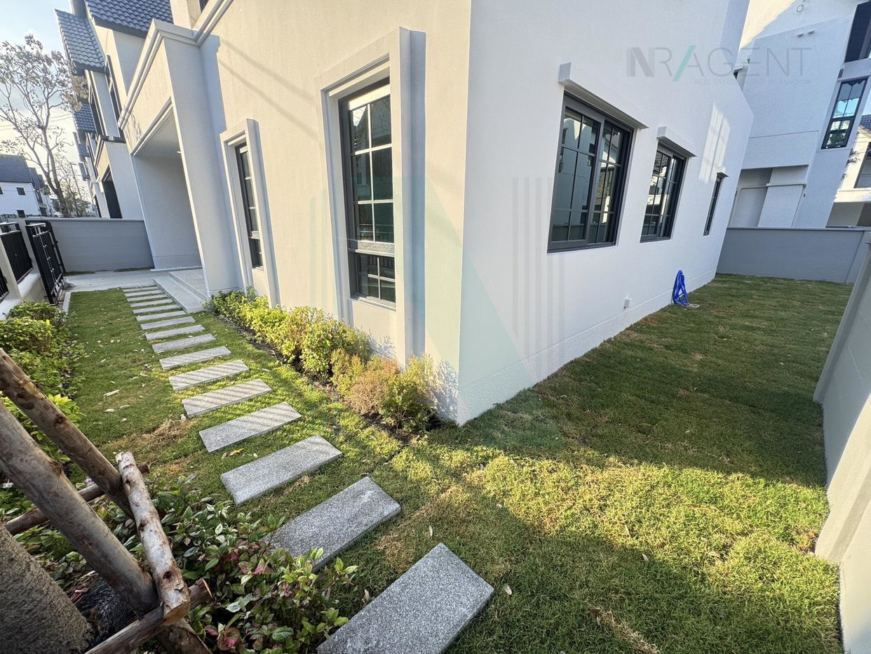 รูป ขายบ้านเดี่ยว โครงการ เซนโทร บางนา 2 ชั้น 4 ห้องนอน 4 ห้องน้ำ - รูปที่ 3/8
