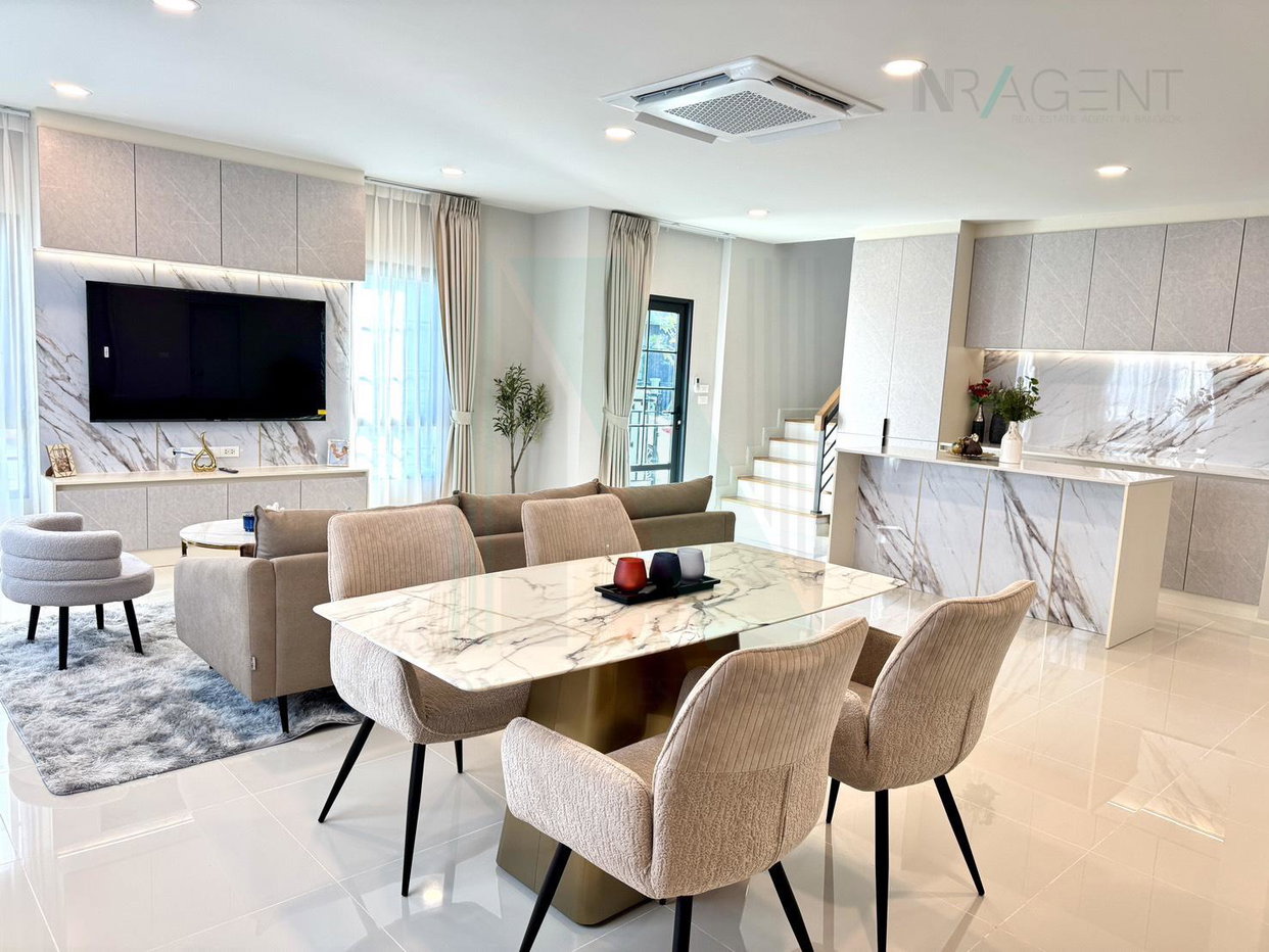 รูป ขายบ้านเดี่ยว โครงการ เซนโทร บางนา 2 ชั้น 4 ห้องนอน 4 ห้องน้ำ - รูปที่ 6/8