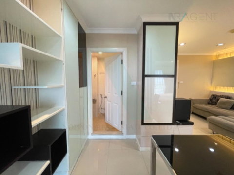 🚩 For rent Lumpini Place Rama 9 - Ratchada, 1 bedroom, 22nd floor, Building B, near MRT Rama 9.