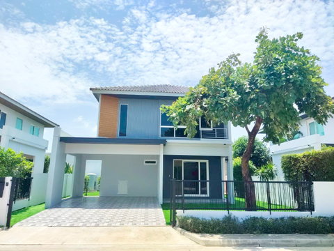 ขายถูก บ้านเดี่ยว หมู่บ้านชัยพฤกษ์ เวสต์เกต บางใหญ่-นนทบุรี รีโนเวทใหม่ทั้งหลัง  