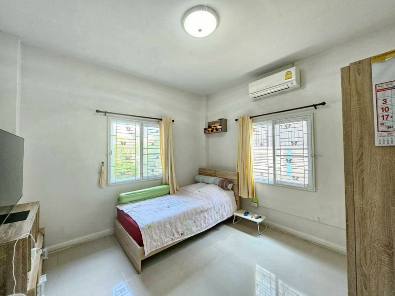 รูป 🏡 ขายบ้านพร้อมอยู่ ทำเลดี หางดง เชียงใหม่ ในโครงการทิพย์ภิรมย์ ในดีญ่าวาเลย์ T. 063-6649056 - รูปที่ 11/15