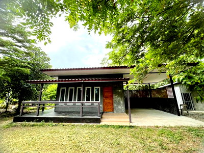 บ้านเดี่ยวให้เช่า : สุพรรณบุรี-ชัยนาท ใกล้รร.วัดปากน้ำ 200 ม.  บ้านเดี่ยวชั้นเดียว 1 นอน 1 น้ำ ใกล้สะพานข้ามแม่น้ำท่าจีน  วัดปากน้ำ เดิมบางนางบวช
