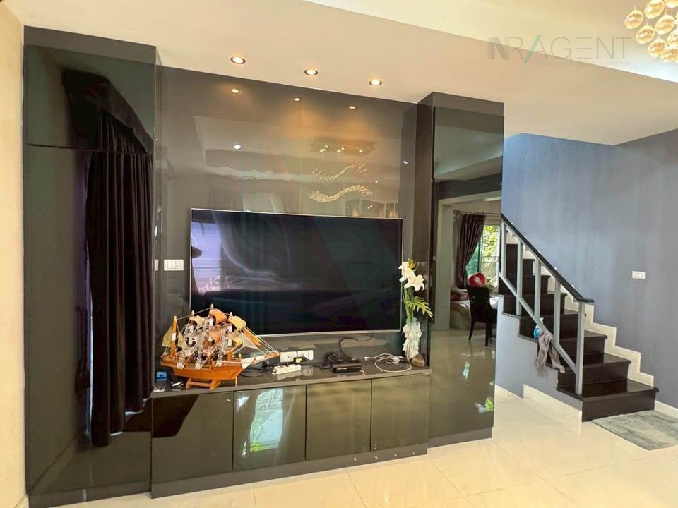 รูป 📌 ขายบ้านแฝด โครงการ บ้านริมสวน ซีนเนอรี บางนา-สุวรรณภูมิ 2 ชั้น 3 ห้องนอน 3 ห้องน้ำ - รูปที่ 6/8