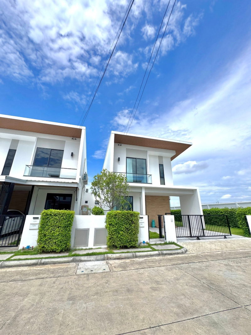 Houses for rent : 🏠 House for Rent | Como Bianca II Bangna Property Code | LNP-H1095