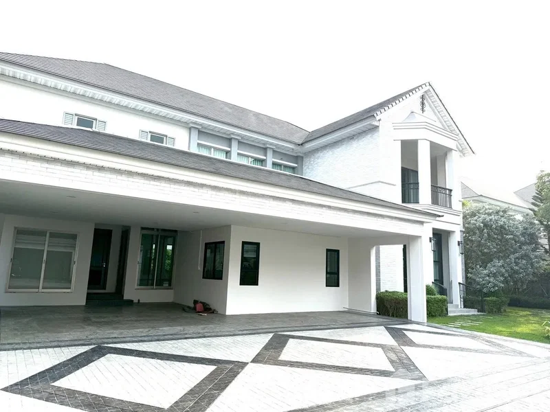 บ้านเดี่ยวให้เช่า : บ้านเดี่ยวให้เช่า 4 ห้องนอน ในโครงการ เพอร์เฟค มาสเตอร์พีซ พระราม 9 - กรุงเทพกรีฑา 6597659