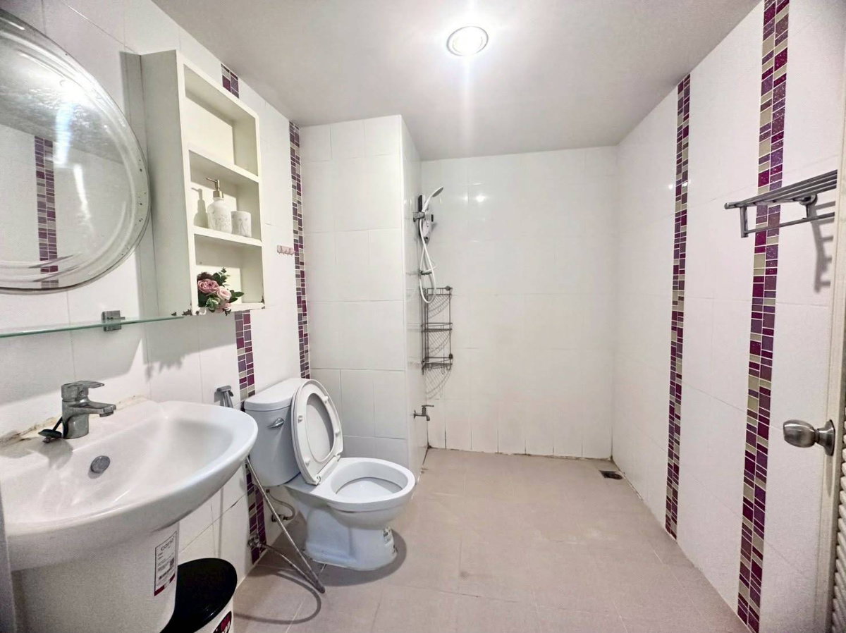 picture  💰🏢 7 Stars Condo for Sale | Tenant in Place | Great Investment Opportunity | Only THB 1.49 Million ✨ - 13/13