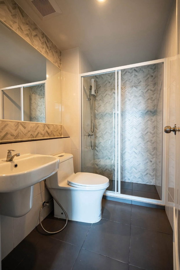 picture Regent Home               Wutthakat  - 14/15