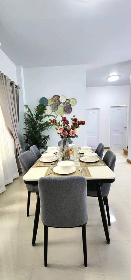 รูป ให้เช่าบ้านเดี่ยว หมู่บ้านแสนสราญ. เนื้อที่ 68 ตร.ว. 5 ห้องนอน 4 ห้องน้ำ - รูปที่ 14/22