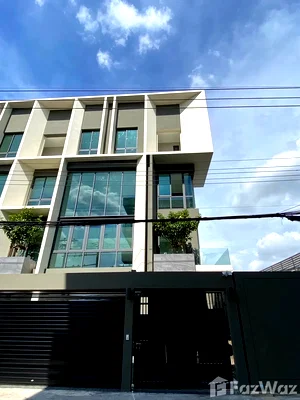 บ้านเดี่ยว ถนนกรุงเทพ-ชลบุรี มอเตอร์เวย์ : ขาย บ้านเดี่ยว 4 ห้องนอน ใน สวนหลวง, กรุงเทพมหานคร 6598061