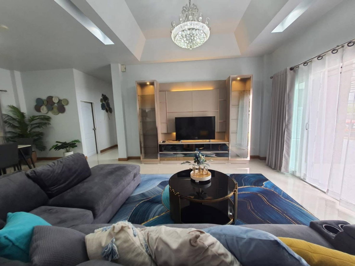 รูป ให้เช่าบ้านเดี่ยว หมู่บ้านแสนสราญ. เนื้อที่ 68 ตร.ว. 5 ห้องนอน 4 ห้องน้ำ - รูปที่ 1/22