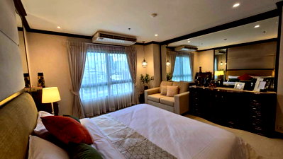 Condos for rent : Condo Baan Ploenchit, Ruamruedee Soi 2 for rent 32,000 Baht/month near BTS Ploenchit