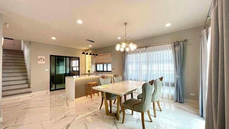 รูป ขายบ้านเดี่ยวพร้อมอยู่ โครงการเศรษฐสิริ บางนา-สุวรรณภูมิ ใกล้สนามบินสุวรรณภูมิและRobinsonลาดกระบัง สมุทรปราการ - รูปที่ 3/10