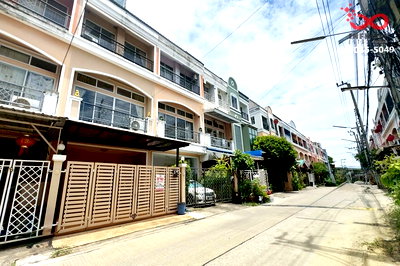 ทาวน์โฮม เขตบึงกุ่ม : ขายทาวน์โฮม 3 ชั้น 20 ตร.ว. หมู่บ้านเฟรชวิลล่า ซอยนวลจันทร์ 36 - นวมินทร์ 163  รามอินทรา 46